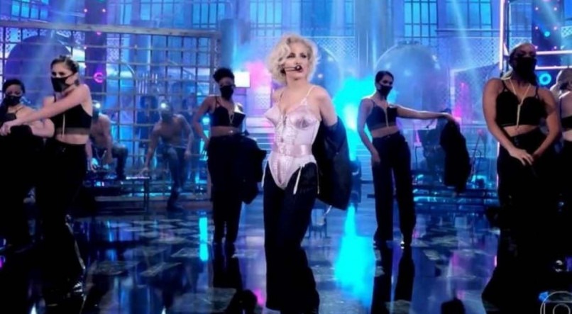 Wanessa Camargo no 'Show dos Famosos' como Madonna