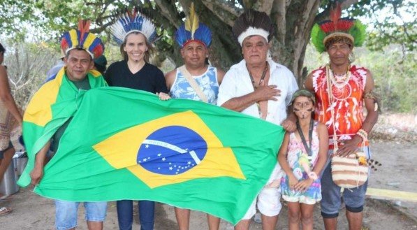 Alberto Feitosa, Clarissa Tércio e Joel da Harpa 'denunciam' Paulo Câmara na Comissão Interamericana dos Direitos Humanos