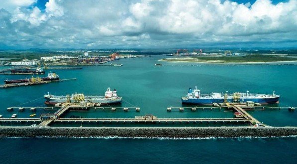 Suape vai pedir empréstimo de R$ 400 milhões para concluir dragagem polêmica, que começou em 2007