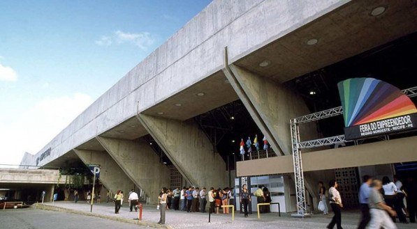 O acontecimento mais esperado do m&ecirc;s &eacute;, sem d&uacute;vida, a inaugura&ccedil;&atilde;o das novas salas multifuncionais do Pernambuco Centro de Conven&ccedil;&otilde;es