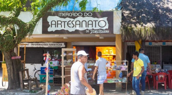 Inc&ecirc;ndio atinge o Mercado de Artesanato de Itapissuma, no Grande Recife