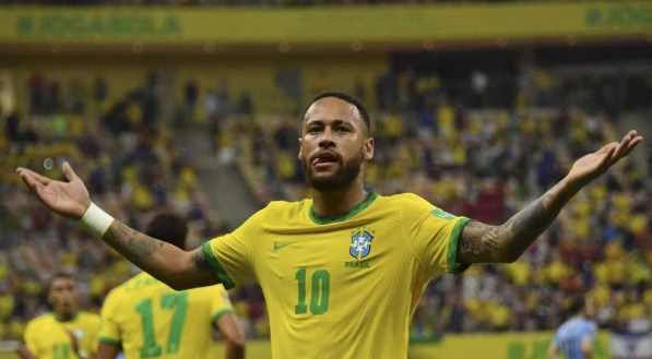 Neymar estar&aacute; em campo pela Sele&ccedil;&atilde;o Brasileira na Copa do Mundo 2022; veja o hor&aacute;rio do jogo do Brasil hoje 