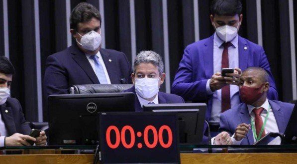 Arthur Lira, Presidente da C&acirc;mara Federal aprovou todas a pautas que colocou na ordem do dia.