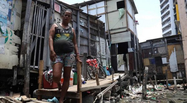 As ruas do Centro do Recife est&atilde;o tomadas pela mis&eacute;ria, fome e moradores de rua, com ao agravamento da crise econ&ocirc;mica e social, no Brasil.