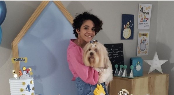 Ana&iacute;sa Oliveira, fundadora da Dog Festa