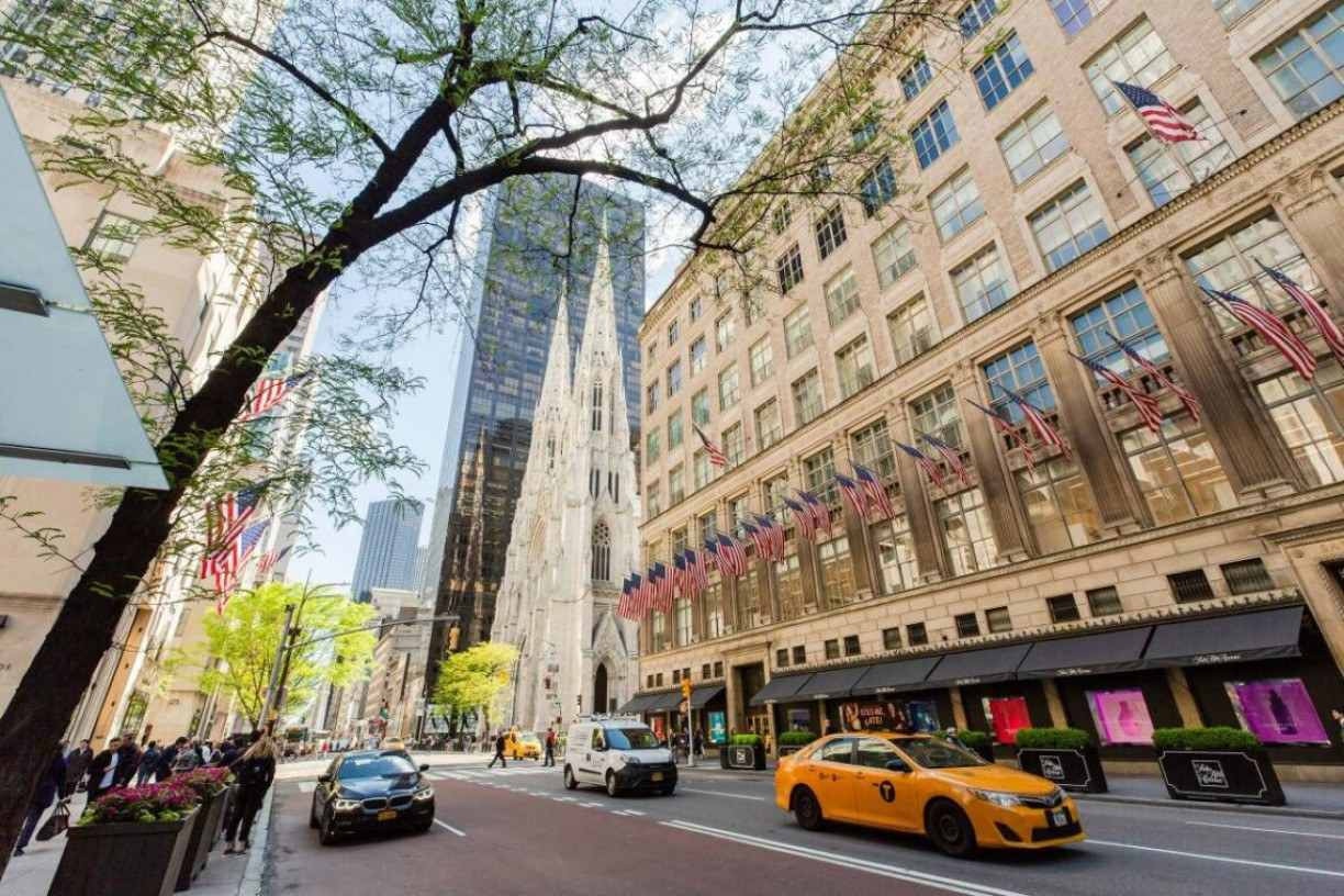 Fifth Avenue recebe tour guiado para desfrutar a mudança das estações e apreciar a rica cultura e história
