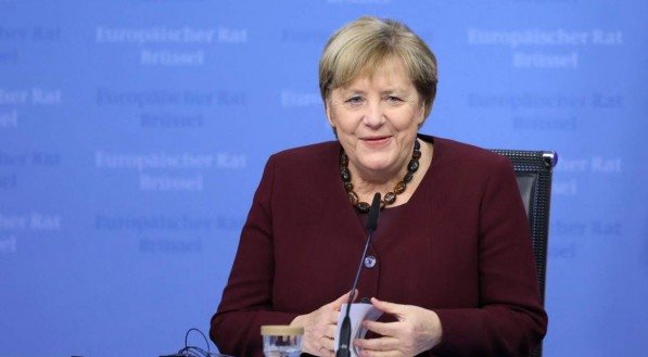 Angela Merkel se notabilizou por se importar com o resultado coletivo e não seu prejuízo político 