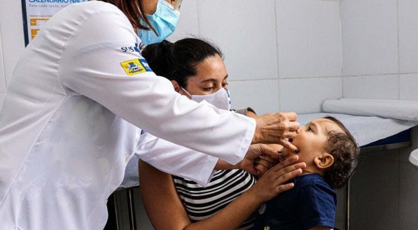Pesquisadores apontaram a baixa cobertura como principal motivo de preocupação da volta da poliomielite no Brasil