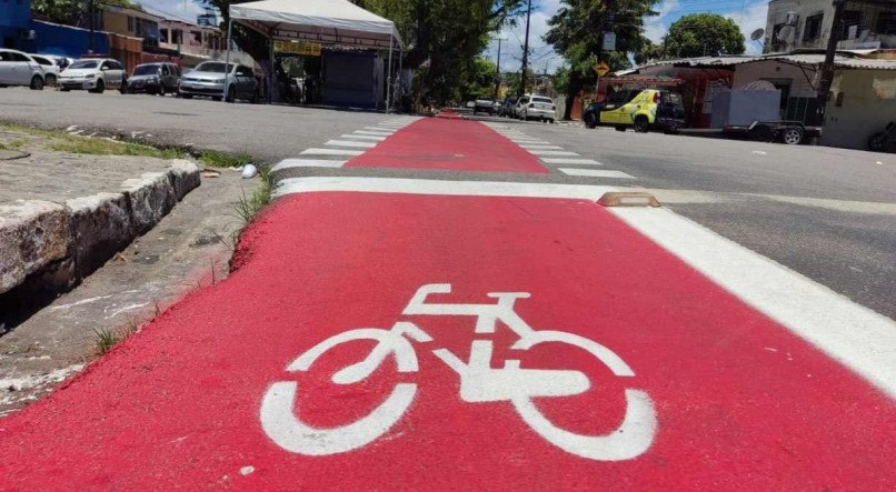 Recife tem tr&ecirc;s rotas oficiais de ciclofaixas m&oacute;veis, que funcionam aos domingos e feriados