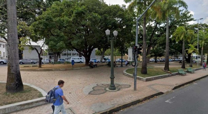 Lenda da Pra&ccedil;a Chora Menino no Recife