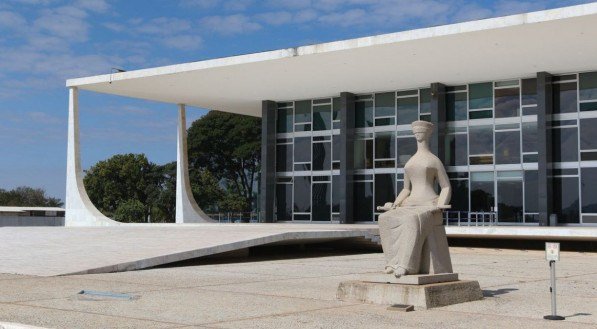 Palácio do Supremo Tribunal Federal na Praça dos Três poderes em Brasília