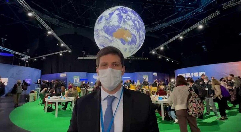 João Campos esteve reunido com o coordenador para mudanças climáticas do Banco de Desenvolvimento da América Latina (CAF), Ubaldo Elizondo, na COP-26