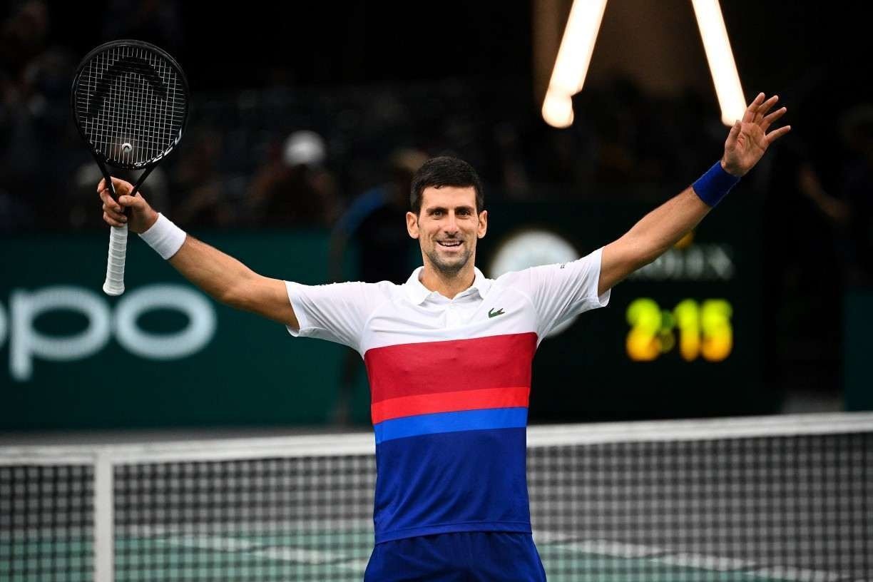 Djokovic se manifesta pela 1ª vez após 'detenção' e agradece 'apoio contínuo'