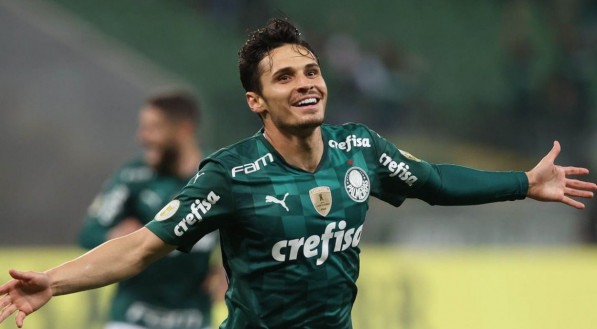 Raphael Veiga &eacute; o principal jogador do Palmeiras diante do Deportivo T&aacute;chira pela Libertadores
