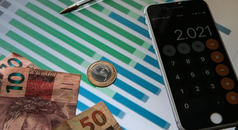 Economia, Moeda Real,Dinheiro, Calculadora