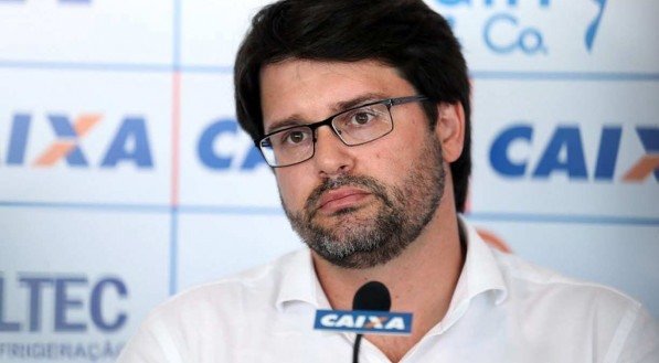 Bahia ameaça não terminar jogo contra o Flamengo e presidente dispara contra o futebol brasileiro; entenda