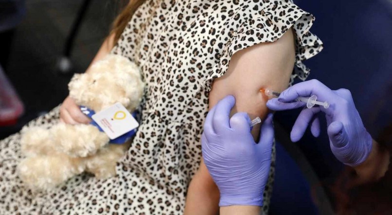 EUA Aumento de internações foi observado em crianças de 4 anos ou menos, que não são elegíveis para vacinação