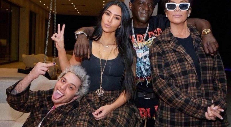 Kim Kardashian no anivers&aacute;rio de Pete Davidson, seu suposto novo namorado