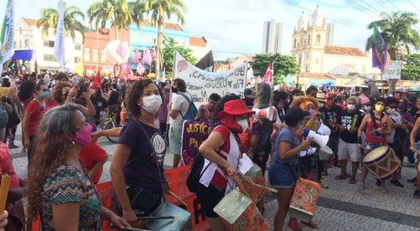 Celebração e manifesto político contra Bolsonaro marcam o Dia da Consciência Negra no Recife
