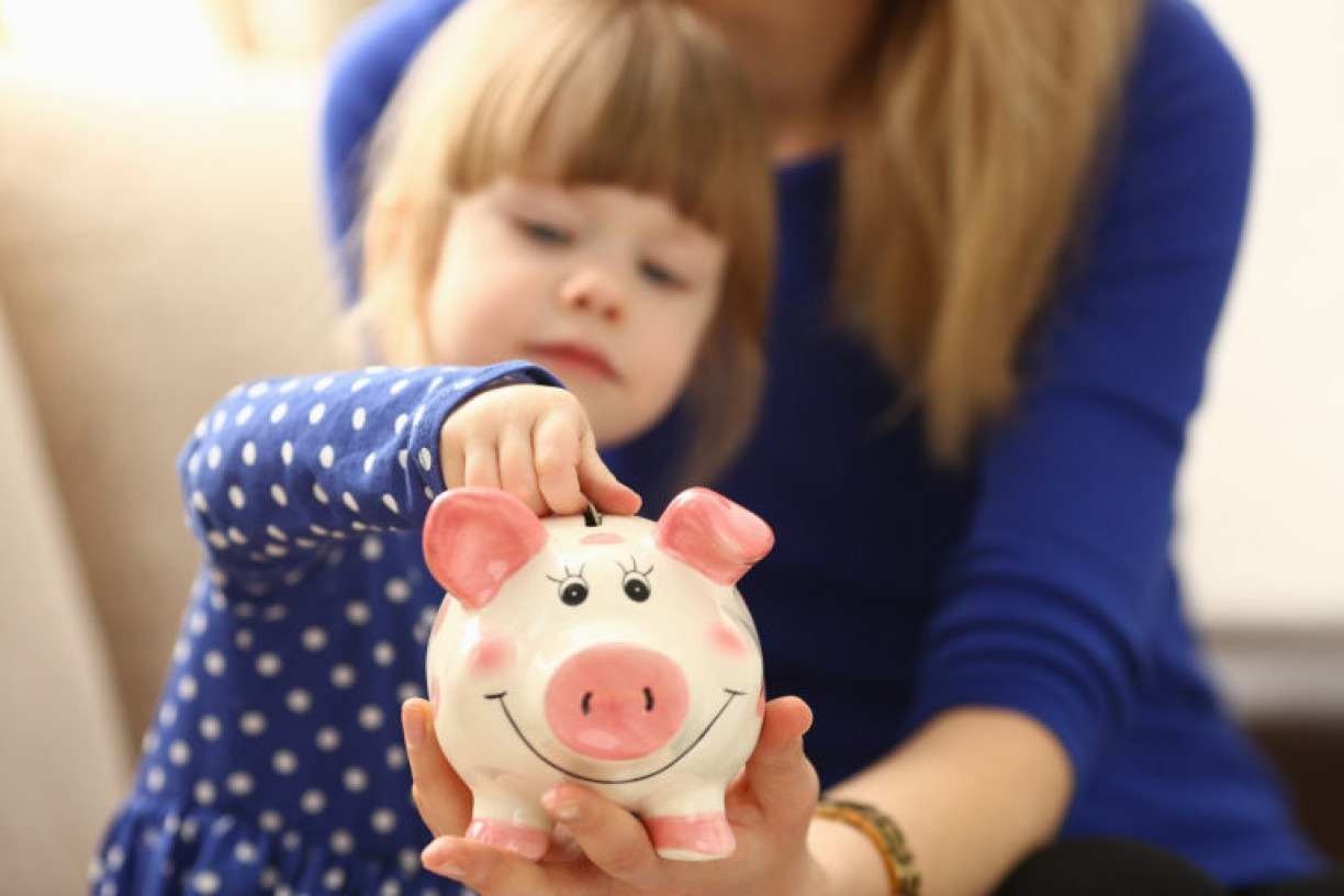Três passos para iniciar o aprendizado de educação financeira de seu filho