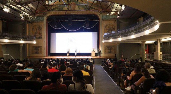 Premiação dos melhores filmes do Cine PE, no Teatro do Parque.