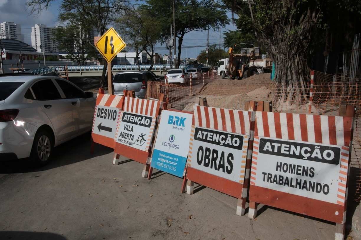 Trânsito: Obra da Compesa provoca interdição na Zona Sul do Recife por 15 dias e dificulta acesso à Via Mangue