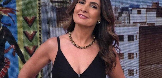 Fátima Bernardes volta ao Encontro e vira meme na web