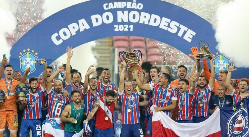 DOMÍNIO Maior campeão ao lado do Vitória, Bahia levantou a taça na última edição da Copa do Nordeste