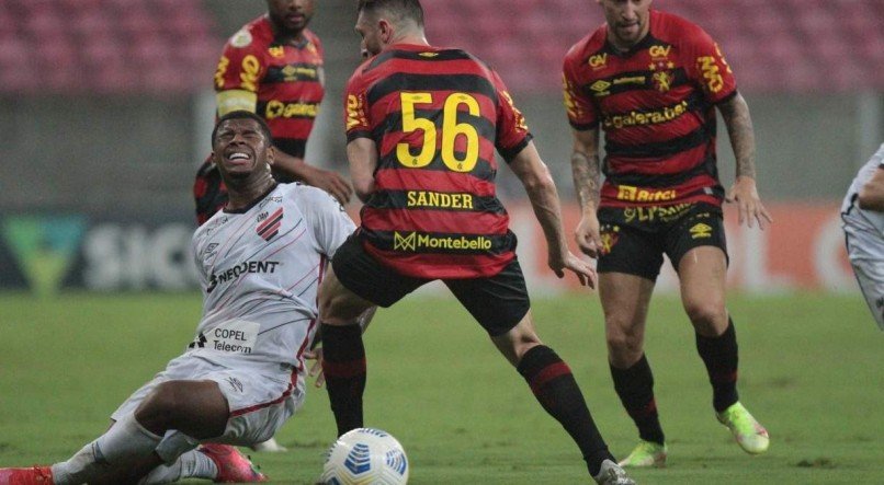 Sport e Athletico-PR ficaram no empate em 1x1, na Arena de Pernambuco