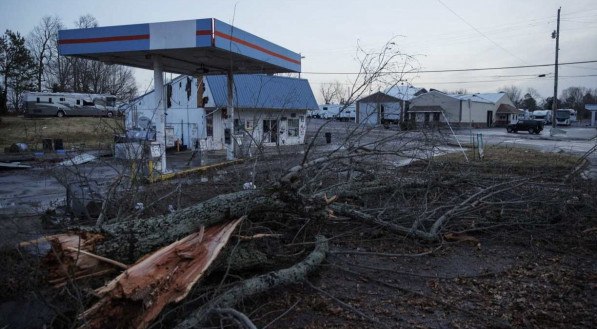 Tornado em Kentucky, nos Estados Unidos, deixa ao menos 50 mortos 