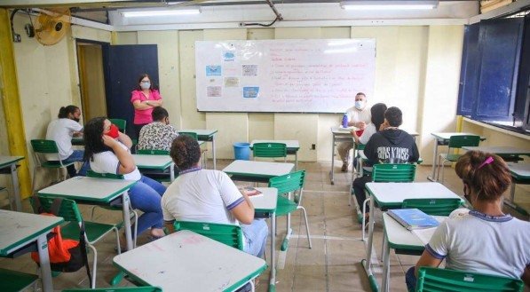 Edital do concurso para 3.500 novos professores em Pernambuco perto de ser publicado