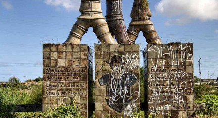 Monumento aos Heróis da Batalha dos Guararapes vandalizado.