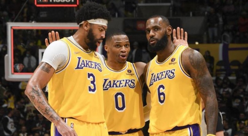 Os Lakers seguem sofrendo com perda de jogadores pelo protocolo de Covid-19