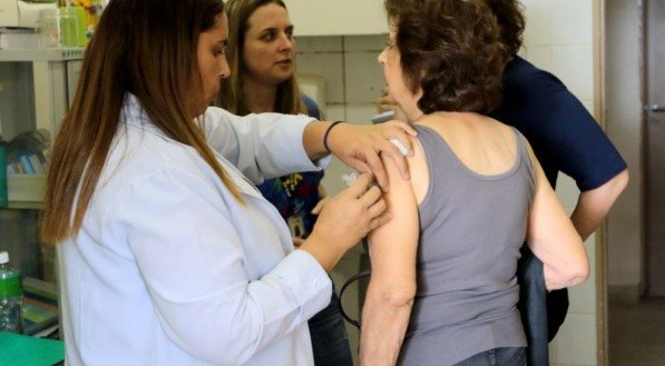 Gripe se espalha durante a primavera e surpreende pesquisadores