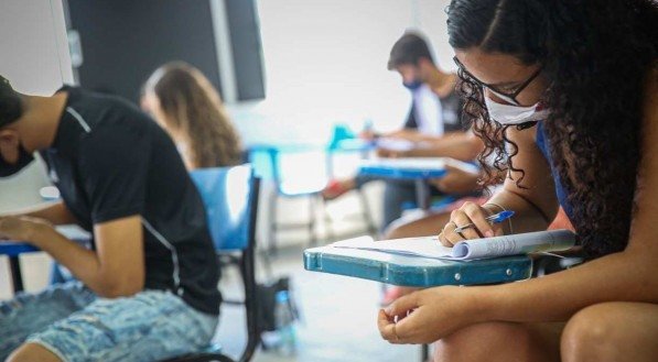 Resultado do Enem 2021: MEC antecipa divulgação das notas do exame