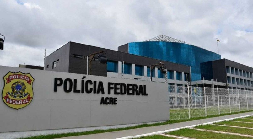 A mulher é suspeita de envolvimento em esquema de corrupção e lavagem de dinheiro, relacionados a cúpula do governo acreano.