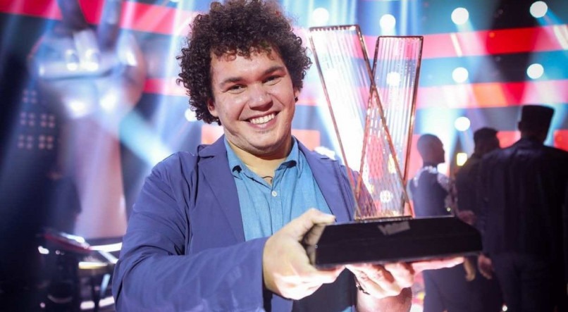 Giuliano Eriston é o campeão do 'The Voice Brasil 2021'
