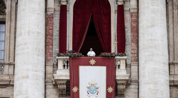 Como é tradicional, o papa recordou as áreas do planeta afetadas por conflitos
