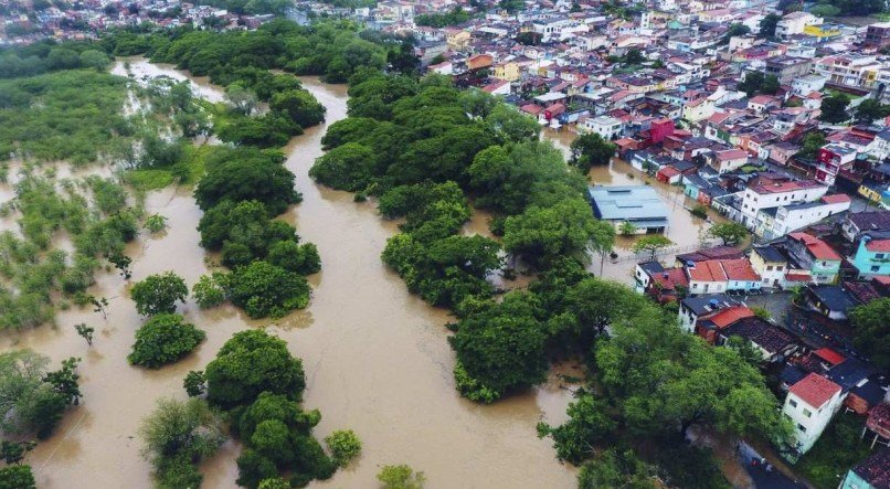 Chuva em Itapetinga, na Bahia