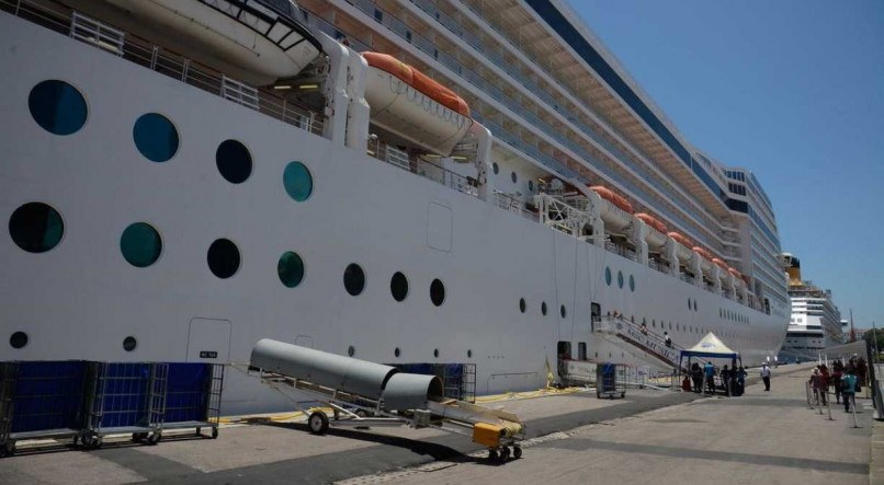 O Costa Diadema e o MSC Splendida somavam 146 casos confirmados de covid-19 entre tripulantes e passageiros até essa quinta-feira (30)