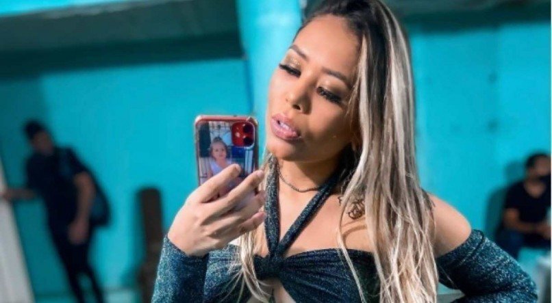 Larissa Ferreira é uma das vocalistas da banda Mastruz com Leite