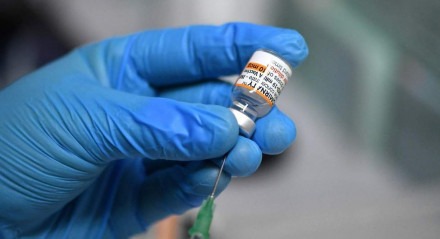 A vacina da Pfizer para crianças tem uma formulação diferente da dos adultos 