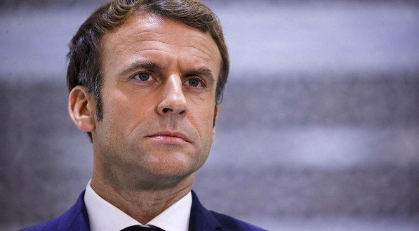 França elege presidente com Macron e Le Pen como favoritos