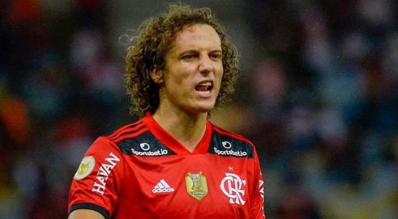David Luiz precisa sair do jogo Flamengo x S&atilde;o Paulo ap&oacute;s suspeita de hepatite viral