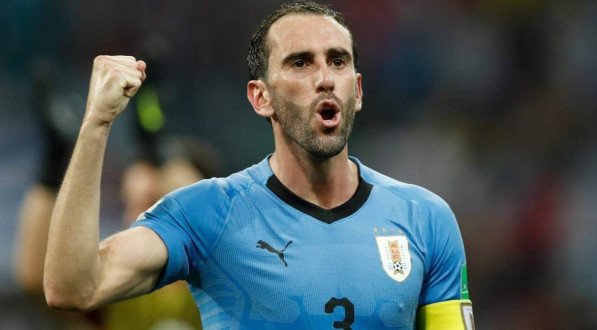 Godin j&aacute; est&aacute; aposentado, mas ser&aacute; homenageado pela Asociaci&oacute;n Uruguaya de F&uacute;tbol (AUF) no jogo de hoje (08/09), contra o Chile