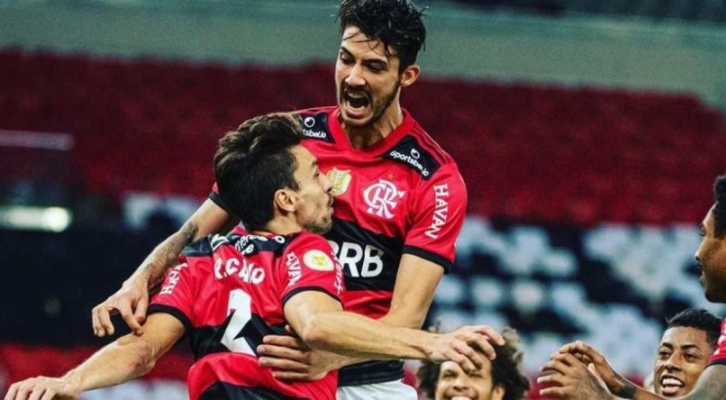 Gustavo Henrique acertou sua sa&iacute;da do Flamengo.