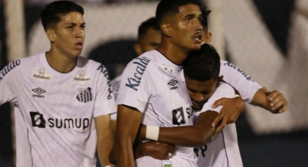 O Santos passou com tranquilidade pelo América-MG na semifinal da Copinha
