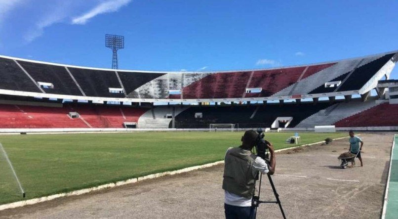 VISTORIA Arruda foi reprovado durante visita ontem. Uma nova vistoria está marcada para ocorrer neste quarta. Jogo será às 21h