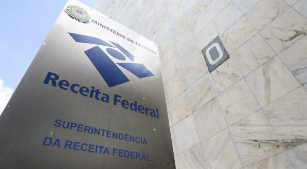 Superintendência da Receita Federal, em Brasília.