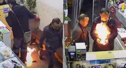 O celular explodiu nas mãos do cliente na China
